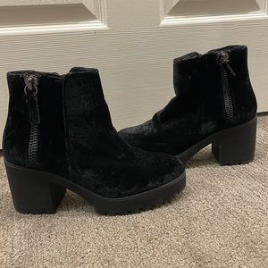 Aldo velvet black booties.